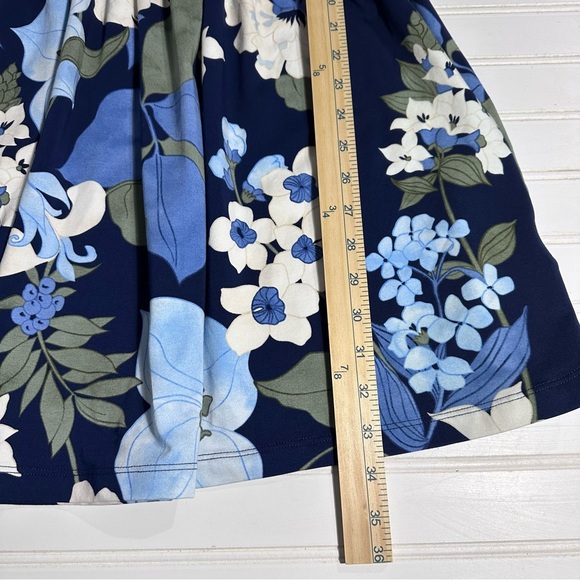 Lands’ End NWT floral smocked waist dress small petite - Picture 12 of 12